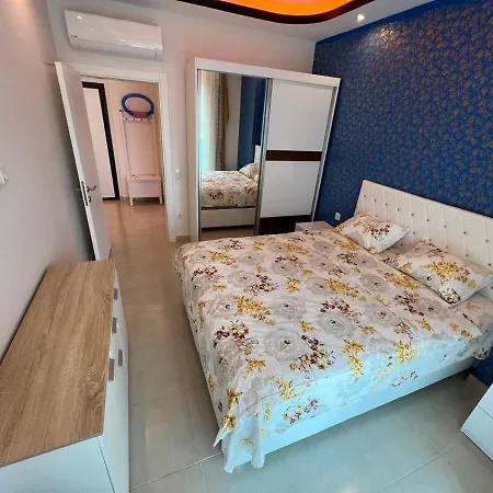 Yekta In+ Apartment